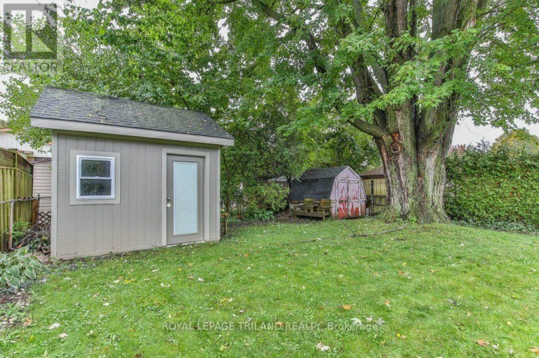 15 TALAVERA CRESCENT, London East (East I), Ontario, N5V1K7