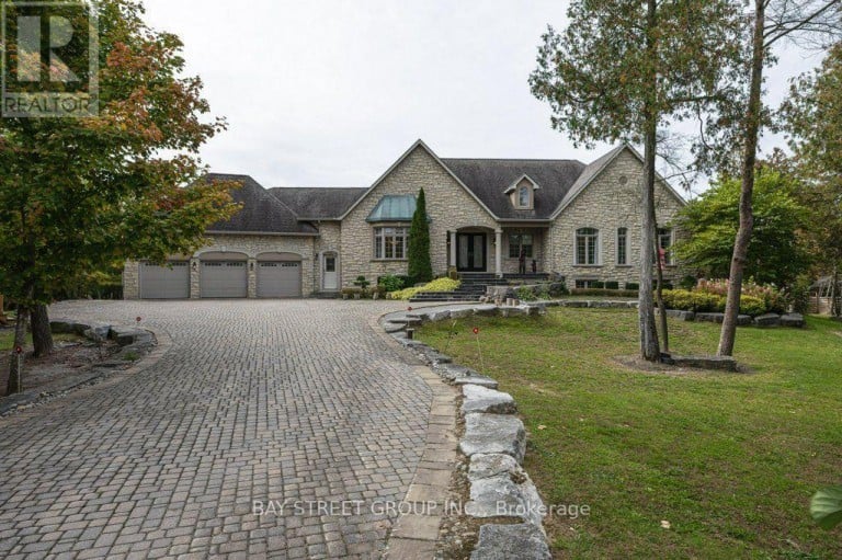5 RIVER STONE COURT, East Gwillimbury, Ontario, L0G1V0