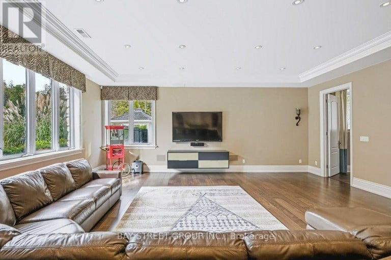 5 RIVER STONE COURT, East Gwillimbury, Ontario, L0G1V0