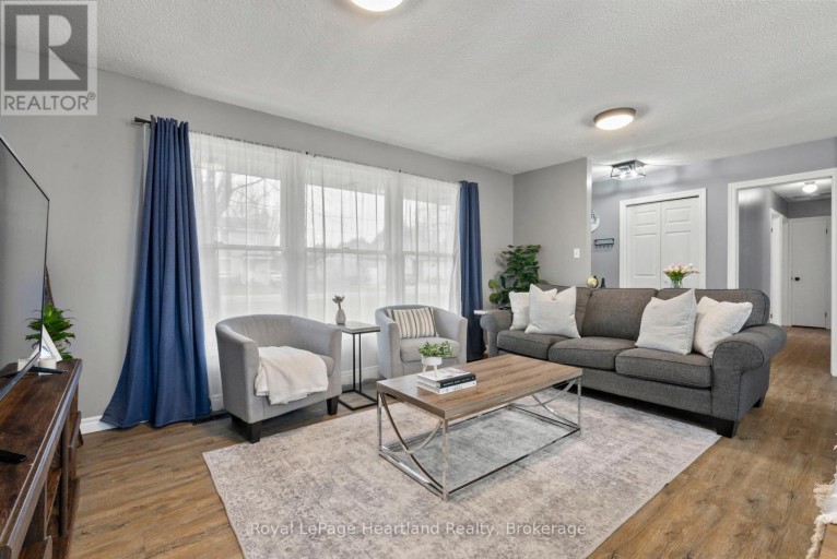 156 JOHN STREET N, Minto, Ontario, N0G1Z0