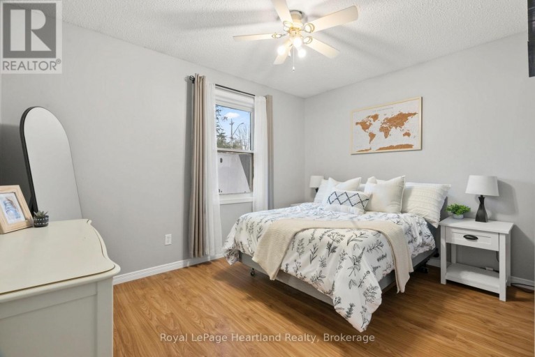 156 JOHN STREET N, Minto, Ontario, N0G1Z0