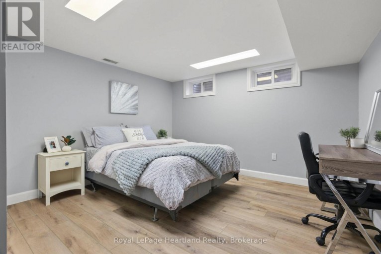 156 JOHN STREET N, Minto, Ontario, N0G1Z0