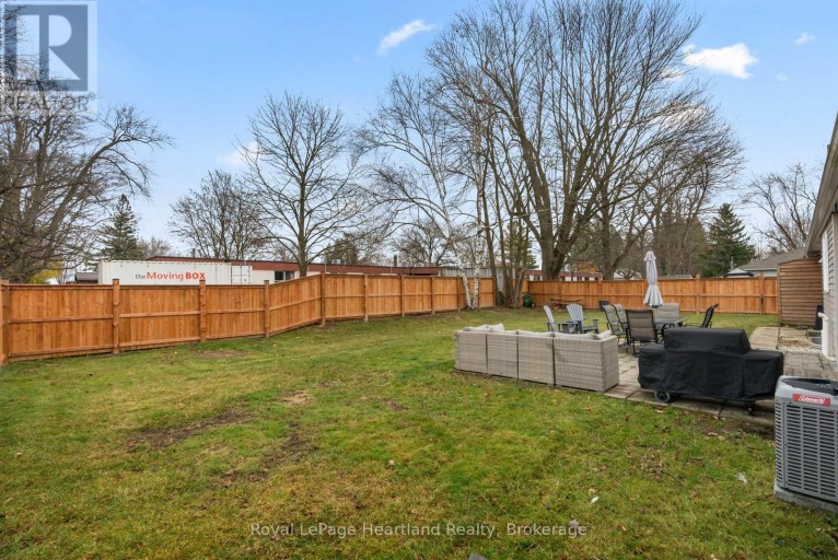 156 JOHN STREET N, Minto, Ontario, N0G1Z0