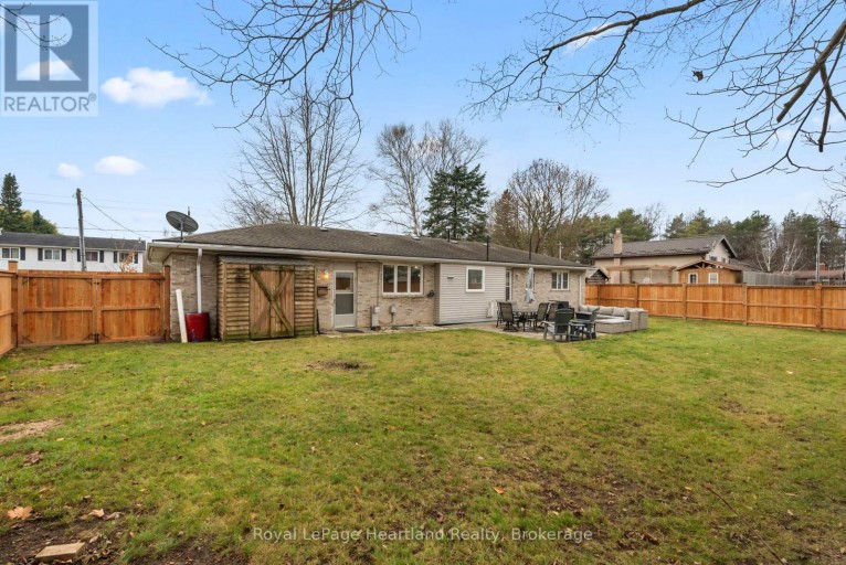 156 JOHN STREET N, Minto, Ontario, N0G1Z0