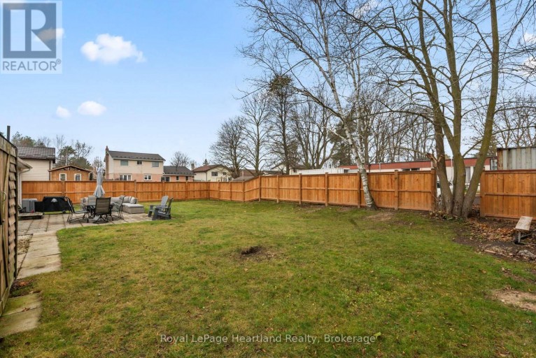 156 JOHN STREET N, Minto, Ontario, N0G1Z0