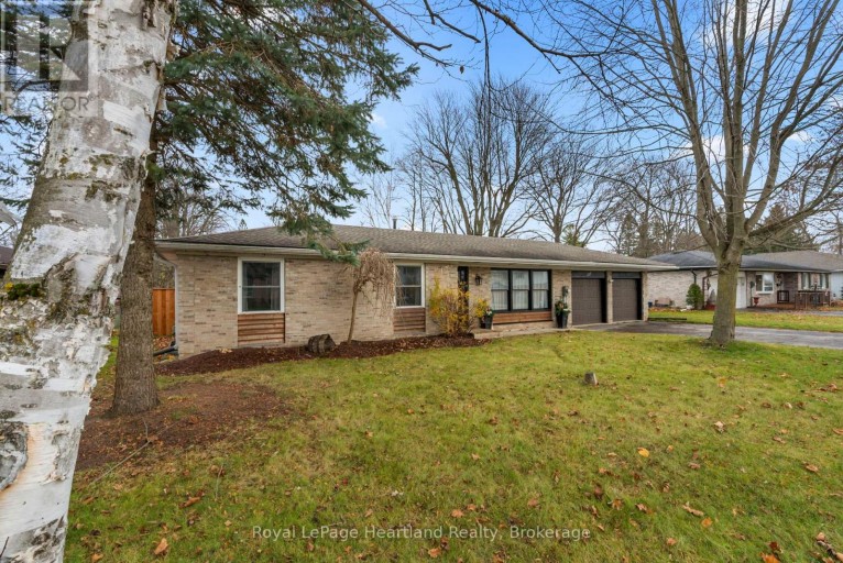 156 JOHN STREET N, Minto, Ontario, N0G1Z0