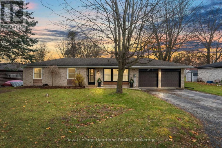 156 JOHN STREET N, Minto, Ontario, N0G1Z0