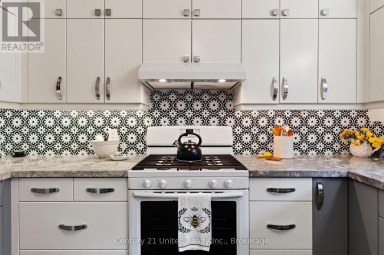 108 JAMES STREET E Cobourg Ontario photo 17