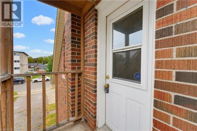 25 MEINZINGER Avenue Kitchener Ontario photo 17
