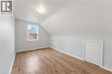 25 MEINZINGER Avenue Kitchener Ontario photo 19
