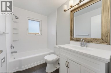 25 MEINZINGER Avenue Kitchener Ontario photo 22