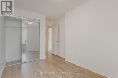 2328 - 3888 DUKE OF YORK BOULEVARD Mississauga (City Centre) Ontario photo 18