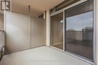 2328 - 3888 DUKE OF YORK BOULEVARD Mississauga (City Centre) Ontario photo 27