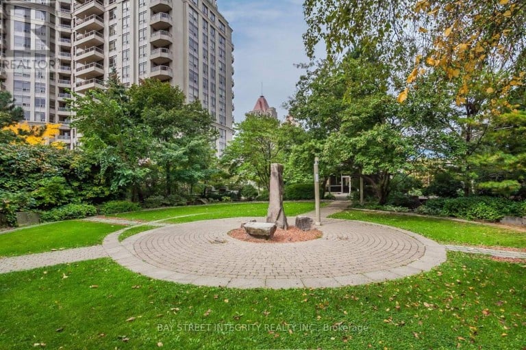 2328 - 3888 DUKE OF YORK BOULEVARD, Mississauga (City Centre), Ontario, L5B4P5