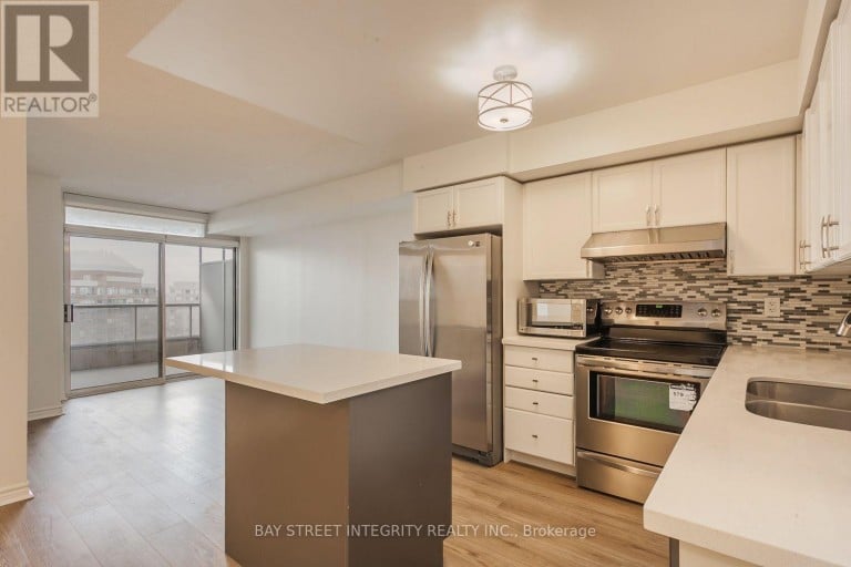 2328 - 3888 DUKE OF YORK BOULEVARD, Mississauga (City Centre), Ontario, L5B4P5