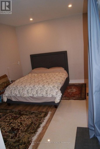 56 WILLESDEN ROAD, Toronto (Hillcrest Village), Ontario, M2H1V7