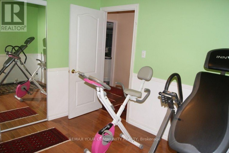 56 WILLESDEN ROAD, Toronto (Hillcrest Village), Ontario, M2H1V7