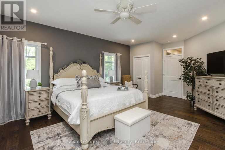 55 BEAUFORT CRESCENT, Tiny, Ontario, L9M0B8