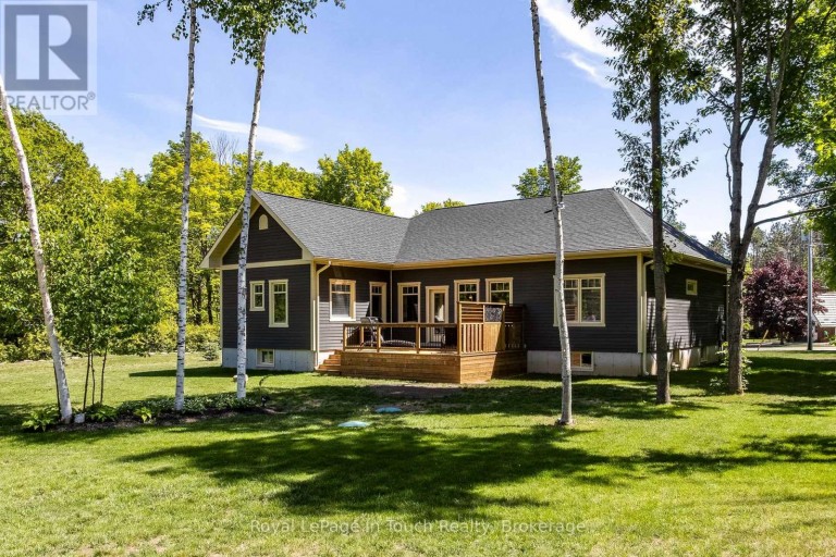 55 BEAUFORT CRESCENT, Tiny, Ontario, L9M0B8