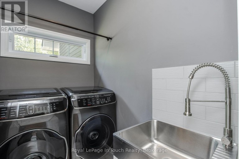 55 BEAUFORT CRESCENT, Tiny, Ontario, L9M0B8