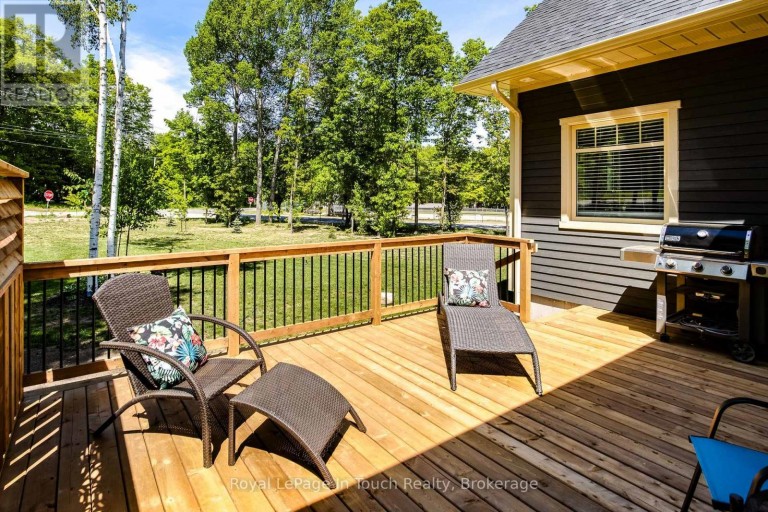 55 BEAUFORT CRESCENT, Tiny, Ontario, L9M0B8