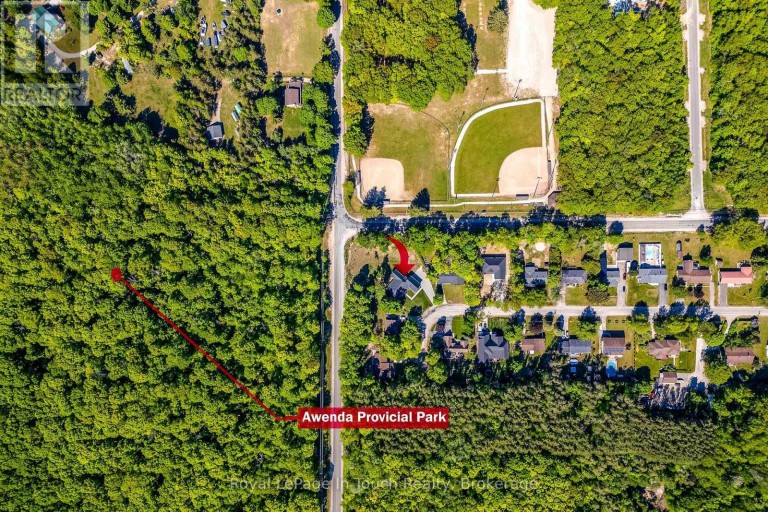 55 BEAUFORT CRESCENT, Tiny, Ontario, L9M0B8