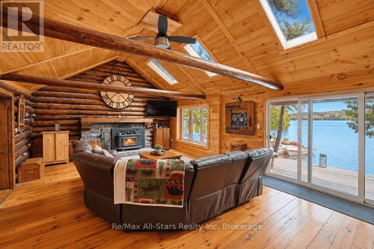 14 60 HIGHWAY E, South Algonquin, Ontario, P0A1H0
