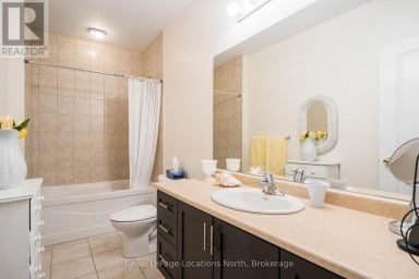 #201 - 25 BEAVER STREET S Blue Mountains Ontario photo 14