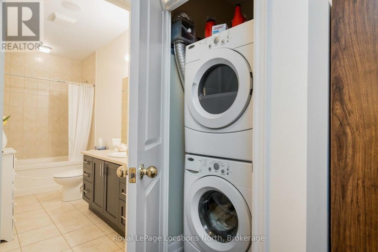 #201 - 25 BEAVER STREET S, Blue Mountains, Ontario, N0H2P0