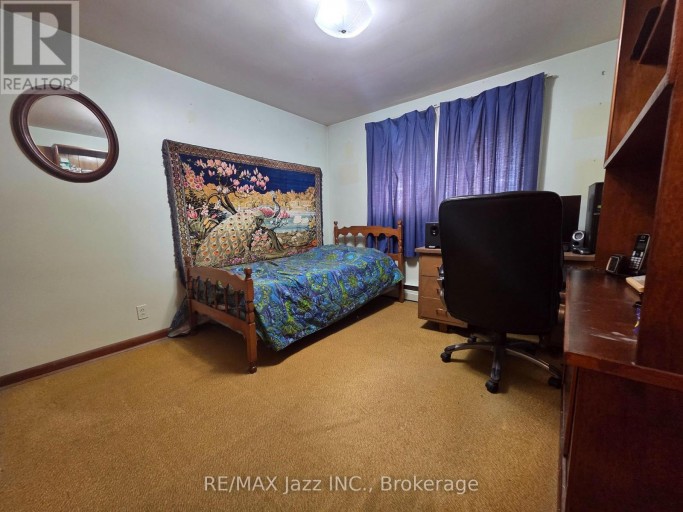 302 POPLAR STREET, Oshawa (Donevan), Ontario, L1H6P7