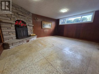 302 POPLAR STREET Oshawa (Donevan) Ontario photo 14