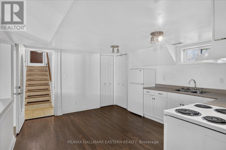 897 WESTDALE AVENUE, Peterborough (Northcrest Ward 5), Ontario, K9H6C5