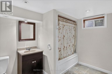 897 WESTDALE AVENUE Peterborough (Northcrest Ward 5) Ontario photo 25