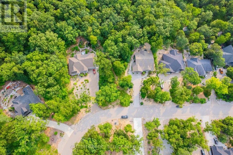 10142 PINERY BLUFFS ROAD, Lambton Shores, Ontario, N0M1T0