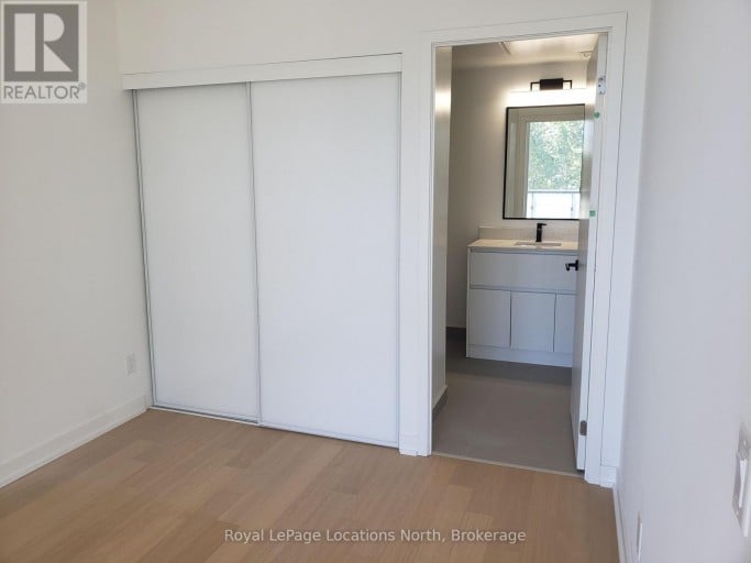 207 - 31 HURON STREET, Collingwood, Ontario, L9Y5T7