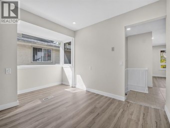 614 Marlborough Way NE Calgary Alberta photo 16