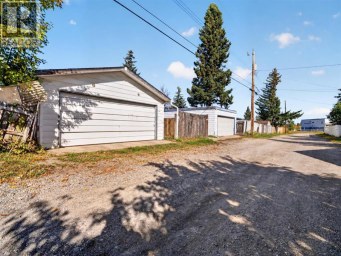 614 Marlborough Way NE Calgary Alberta photo 36