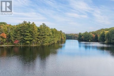 75 DORA CREEK LANE Seguin Ontario photo 2