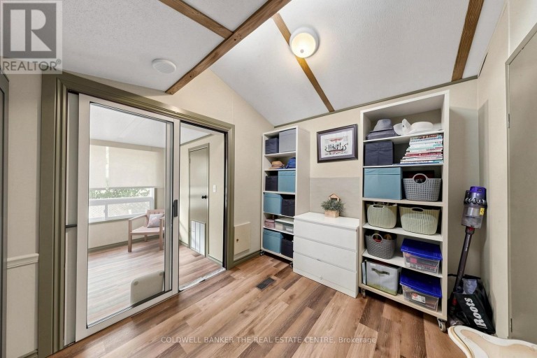 308 - 285 CRYDERMANS SIDE ROAD, Georgina (Baldwin), Ontario, L0E1A0