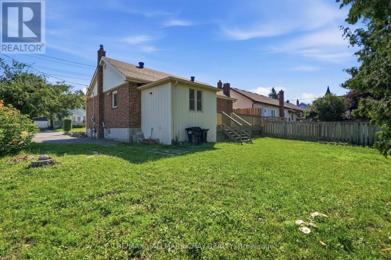 174 ST VINCENT STREET, Barrie (Codrington), Ontario, L4M3Z2