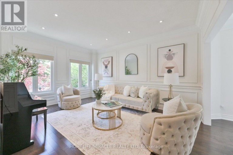 2479 RATHLIN COURT, Mississauga (Sheridan), Ontario, L5K2S4