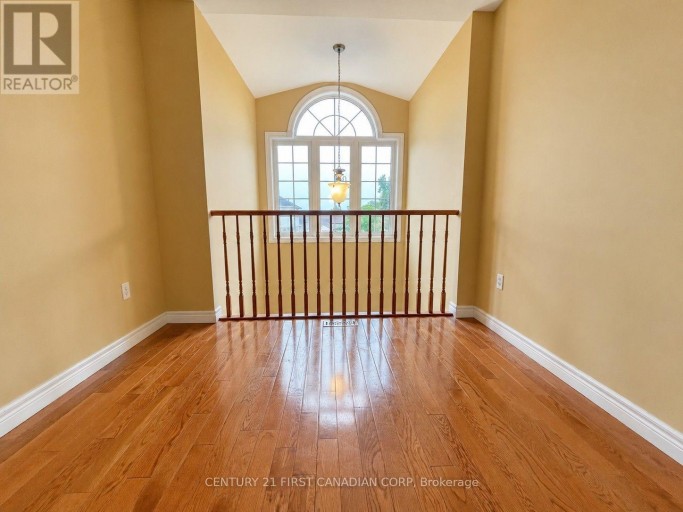 2052 BLACKWATER ROAD, London North (North B), Ontario, N5X4K1