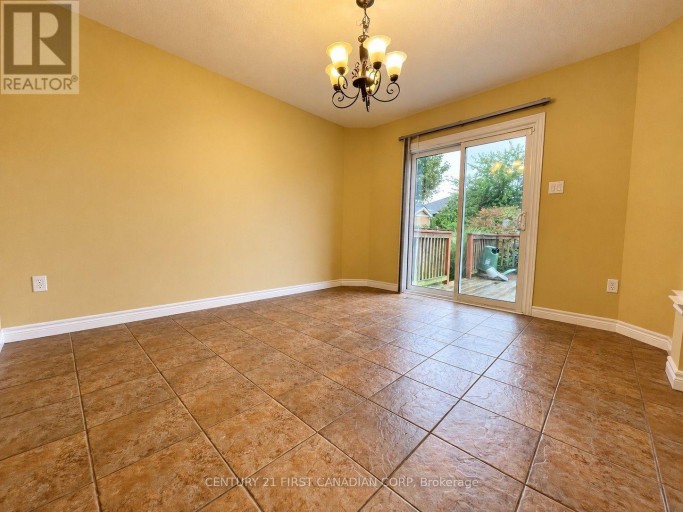 2052 BLACKWATER ROAD, London North (North B), Ontario, N5X4K1