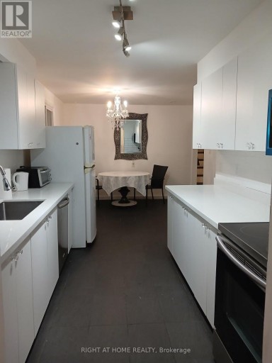 9 IVAN NELSON DRIVE, Toronto (Westminster-Branson), Ontario, M2R3P6