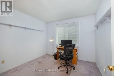10 COLETTE DRIVE Whitby (Downtown Whitby) Ontario photo 20