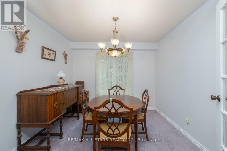 10 COLETTE DRIVE, Whitby (Downtown Whitby), Ontario, L1N6G7