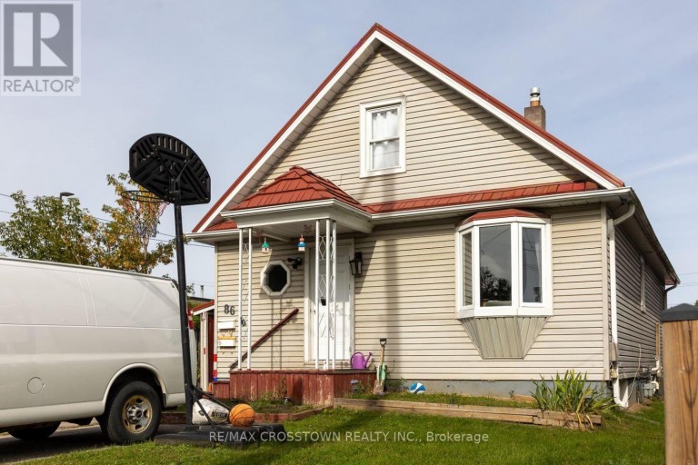 86 VICTORIA STREET, Barrie (400 North), Ontario, L4N2J1