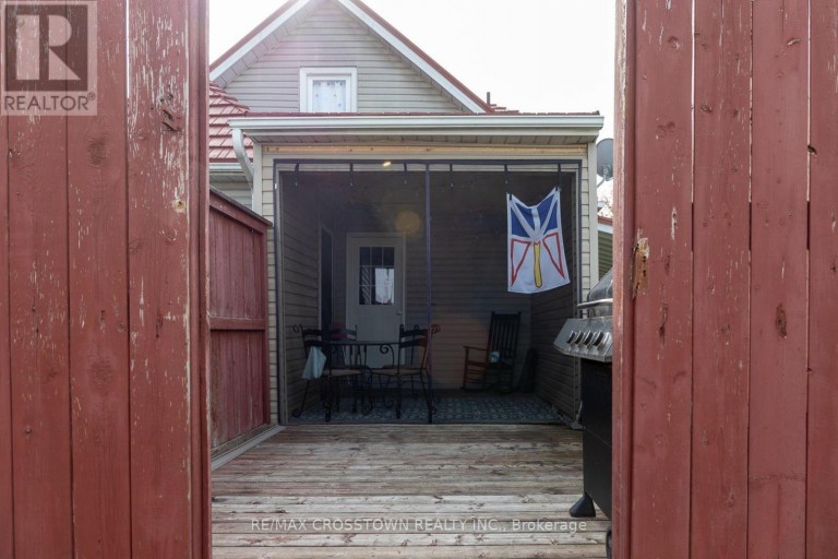 86 VICTORIA STREET, Barrie (400 North), Ontario, L4N2J1