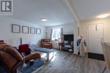 86 VICTORIA STREET Barrie (400 North) Ontario photo 5