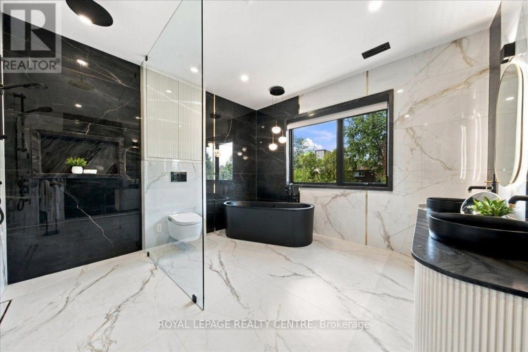116 ELMCREST ROAD, Toronto (Eringate-Centennial-West Deane), Ontario, M9C3R9